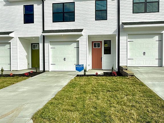 2nd image of 8828 Chapman Trace Way
