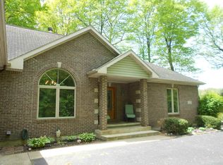 1220 N Raccoon Hill Rd, Peru, IN 46970