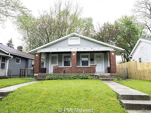 2nd image of 1430 N Gladstone Ave