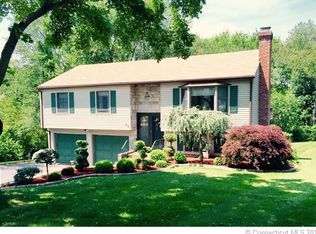 69 N Condor Dr, Rocky Hill, CT 06067