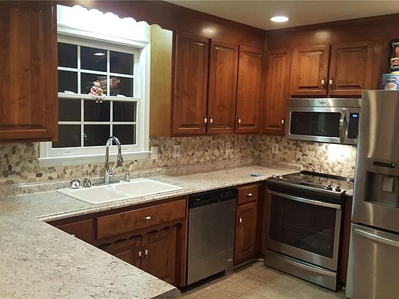 2nd image of 8690 King Dr