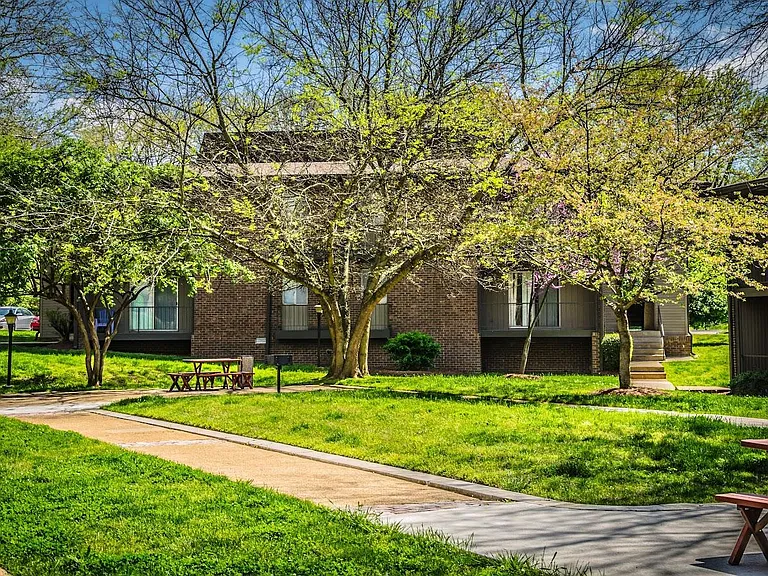Park West at Hillwood — Photo 9