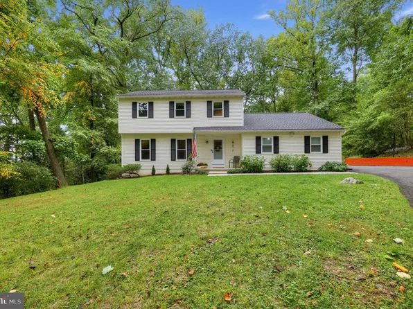 52 Spring Rd, Boyertown, PA 19512