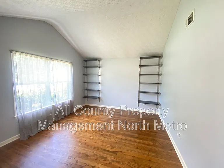452 Antler Ln — Photo 6