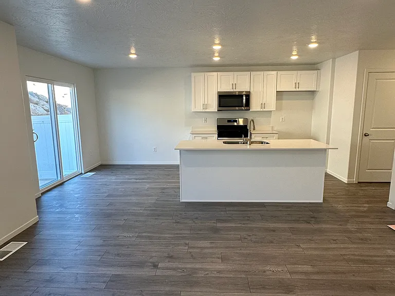 480 S Rockwell Ln — Photo 6
