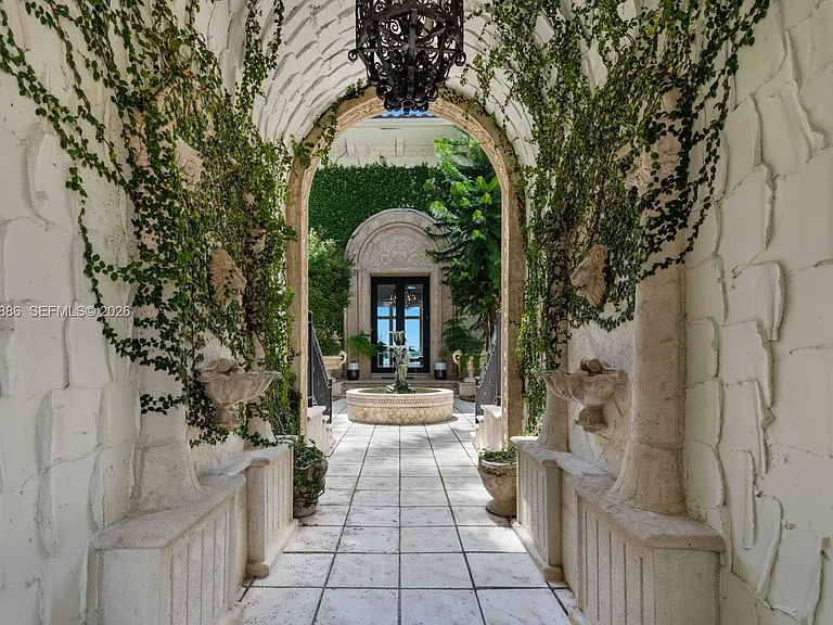 4 Palm Ave — Photo 11