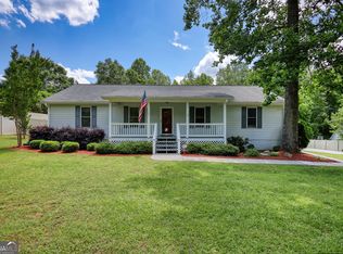 1130 Rawlings Dr, Rutledge, GA 30663