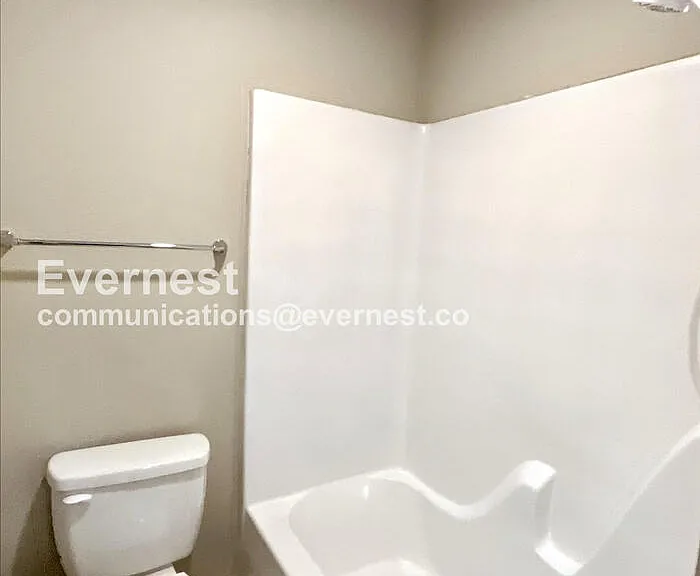 57 Clara Dr — Photo 7