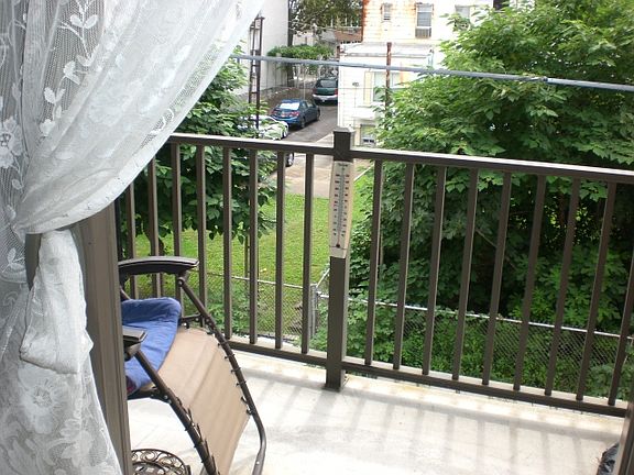 5th image of 1332 67th St APT 7
