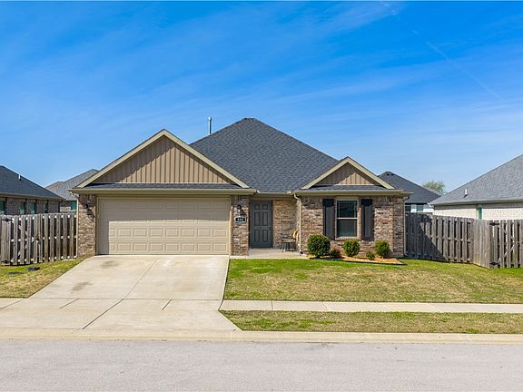 4th image of 335 Tyler Rd