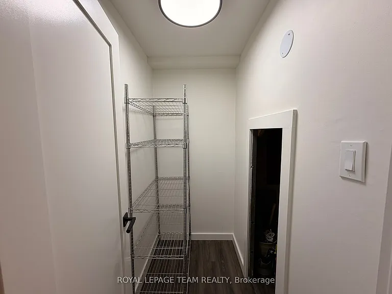 515 Saint Laurent Blvd #318 — Photo 34