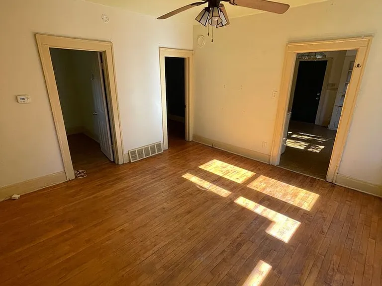 1821A N Pulaski St — Photo 3