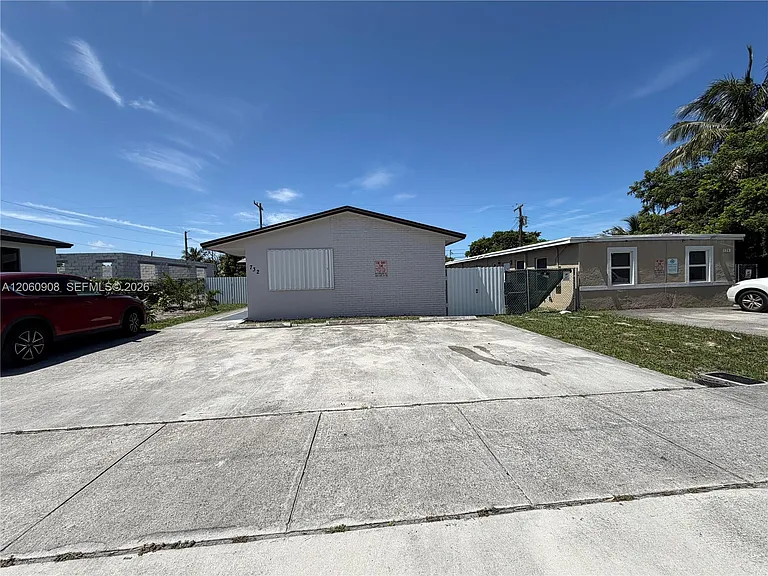 732 SW 6th St #732 — Photo 15