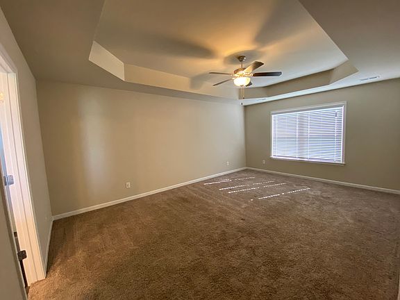 5th image of 289 Lazy Oak Dr
