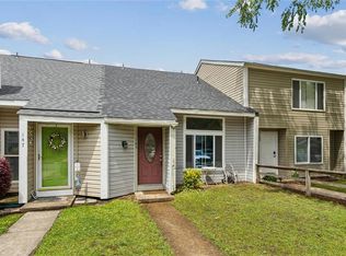 145 Greendale Rd, Virginia Beach, VA 23452