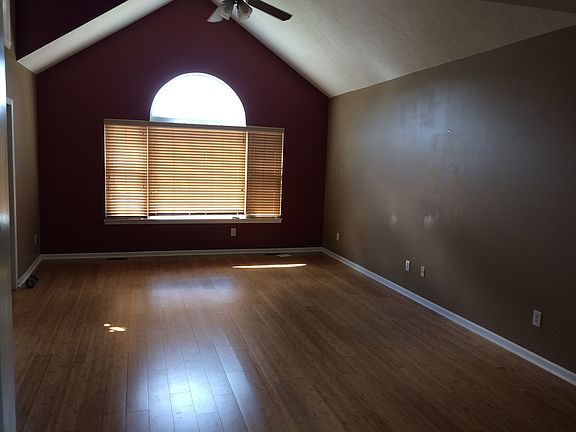 South wall of living room