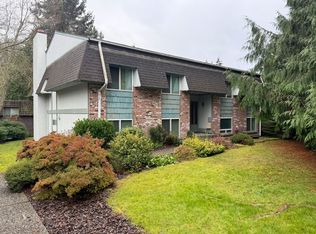 6107 NE 194th Pl, Kenmore, WA 98028