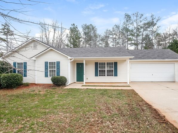 43 Thorn Thicket Way
