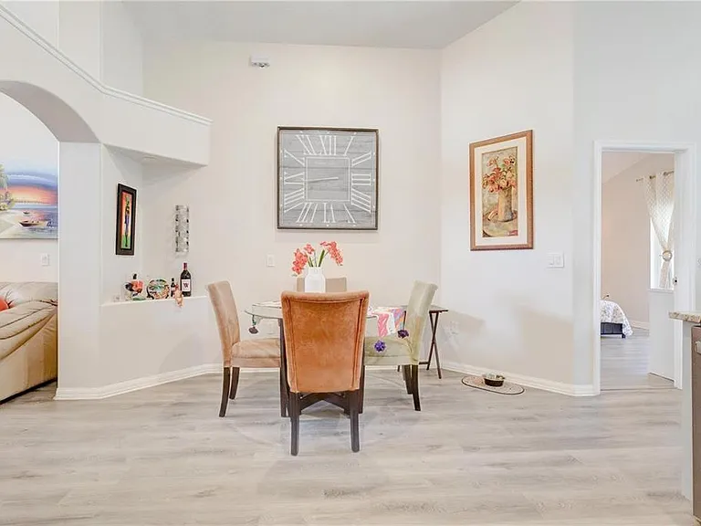 1014 Prey Ct — Photo 5