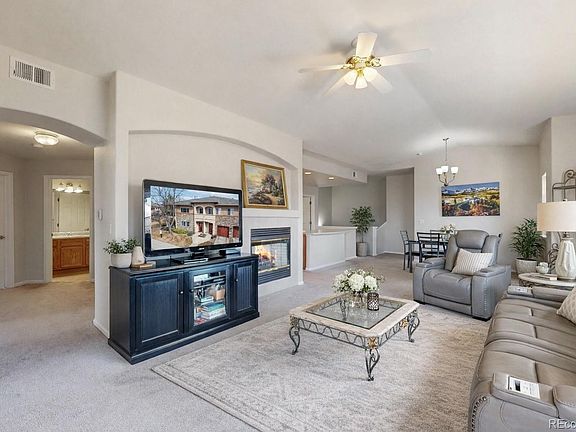 4th image of 1703 Whitehall Drive #3C