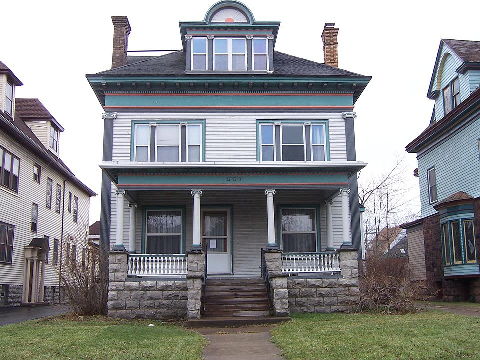 1st image of 557 Richmond Ave APT 3