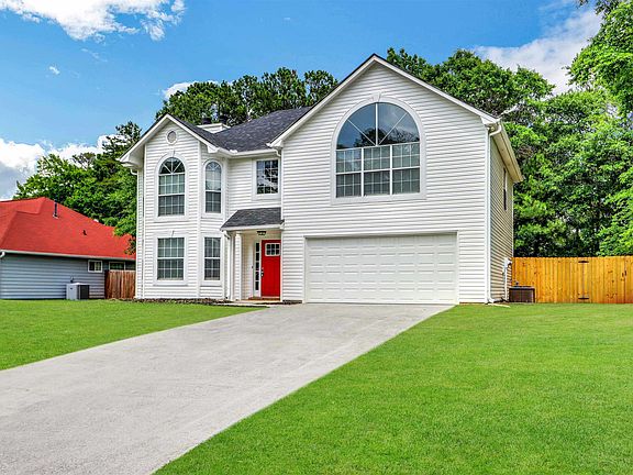 3rd image of 8207 Mahogany Ln