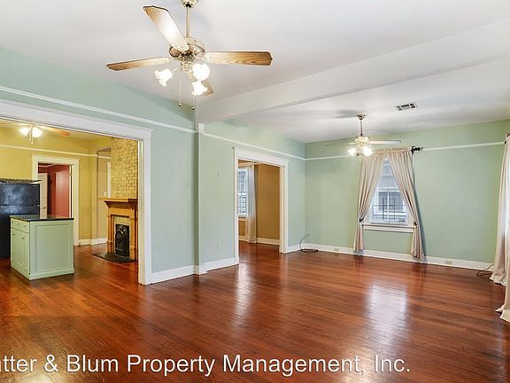 3rd image of 2824 Laurel St