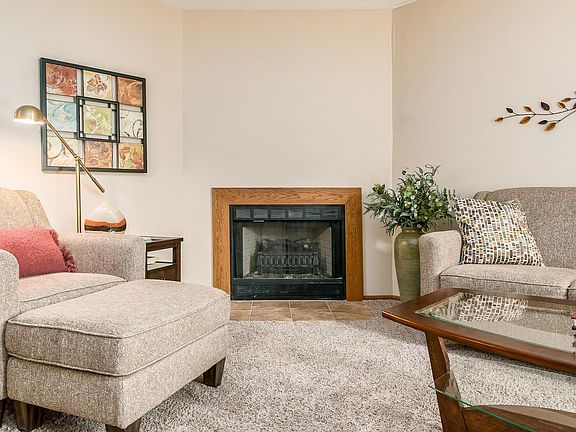4th image of 1169 Cambridge Way