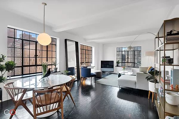 1st image of 10 Park Ave #11D