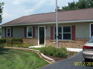 2273 N Colebrook Rd, Manheim, PA 17545