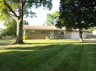 24256 Redfield St, Edwardsburg, MI 49112