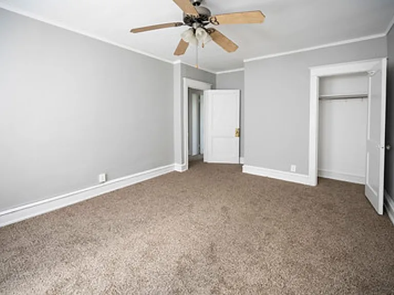 English Manor Apartments- Beautifully kept secret in Mt. Airy — Photo 15