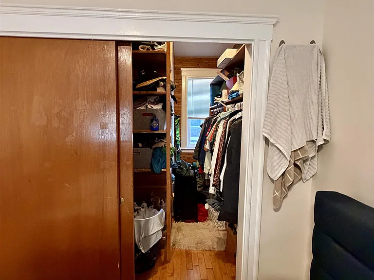 1102 Cambridge St — Photo 13