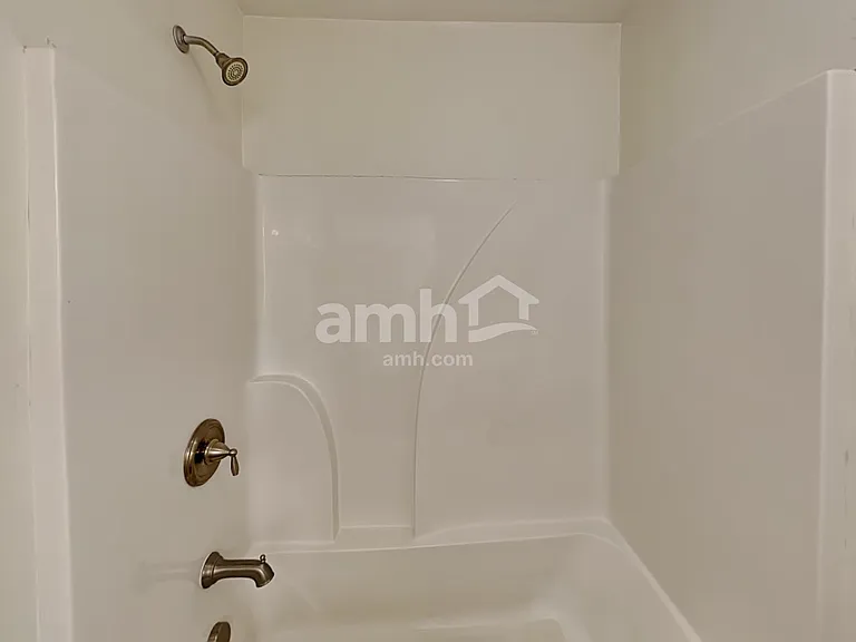 138 Ellen Glen Way — Photo 18