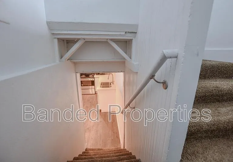 1955 S West Temple — Photo 15