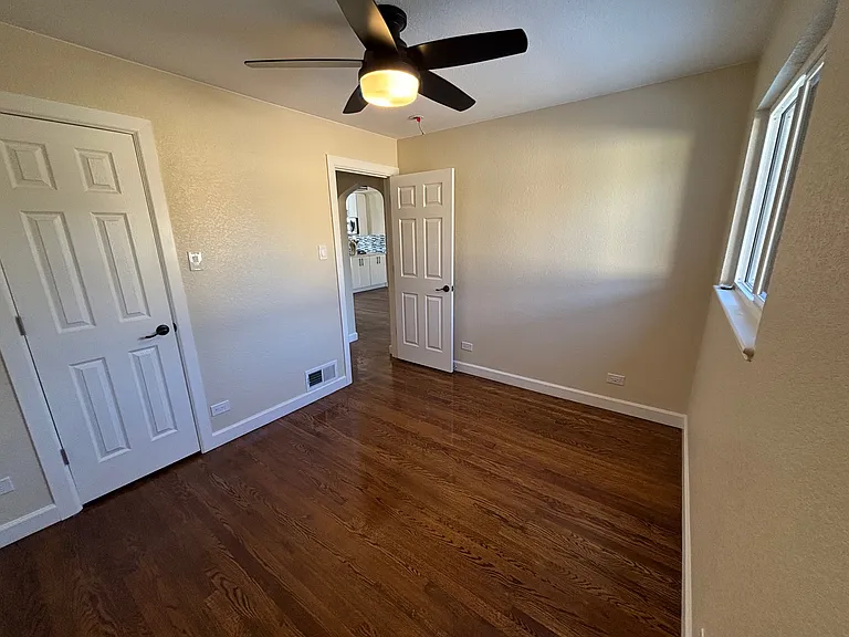 2220 Ames St #2220 — Photo 8