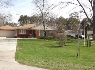 1925 Crestwood Ln, Muskegon, MI