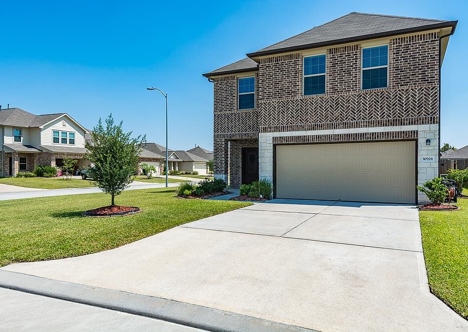 1st image of 10926 Capstone Dr