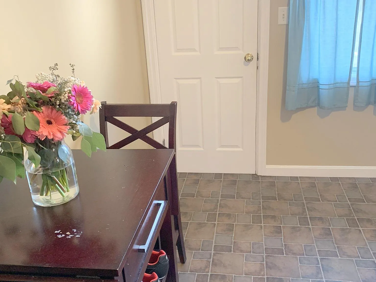 2 bed, 950 sqft, $2,600 — Photo 4