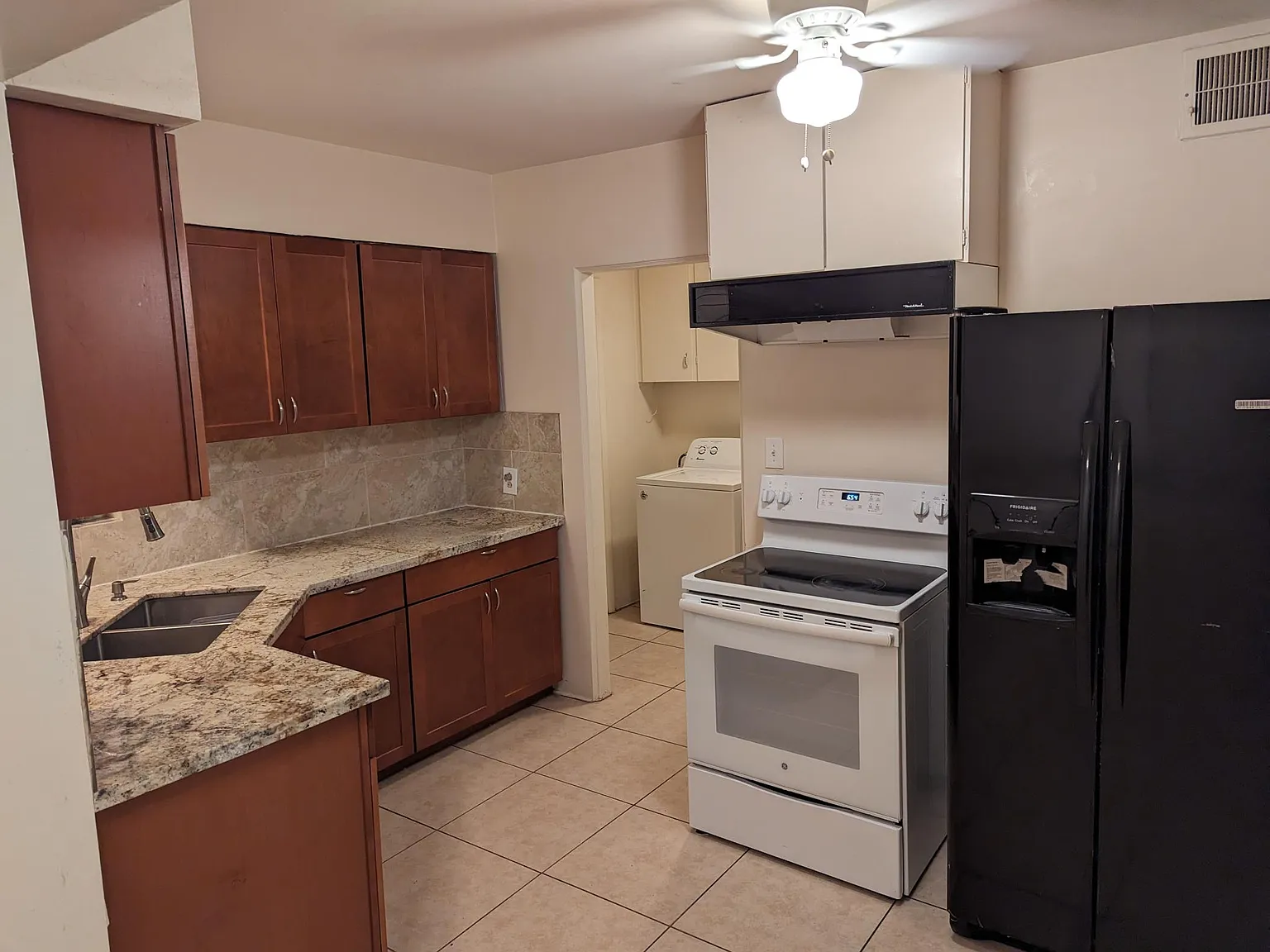 1309 W Osborn Rd — Photo 4