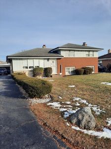 7912 W 73rd St, Bridgeview, IL, 60455