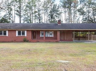 8590 Hwy 82, Waynesville, GA 31566