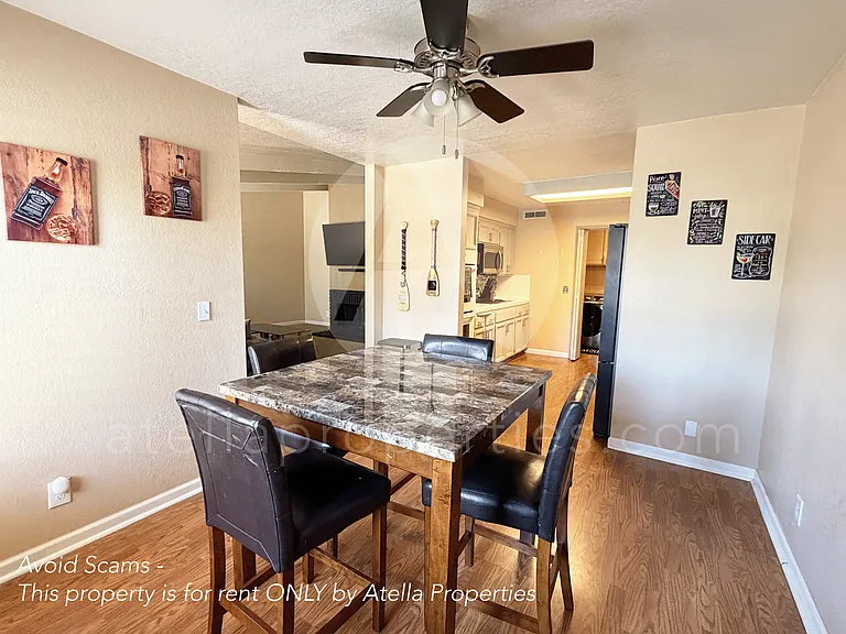 919 Greenfield Ave #1 — Photo 6