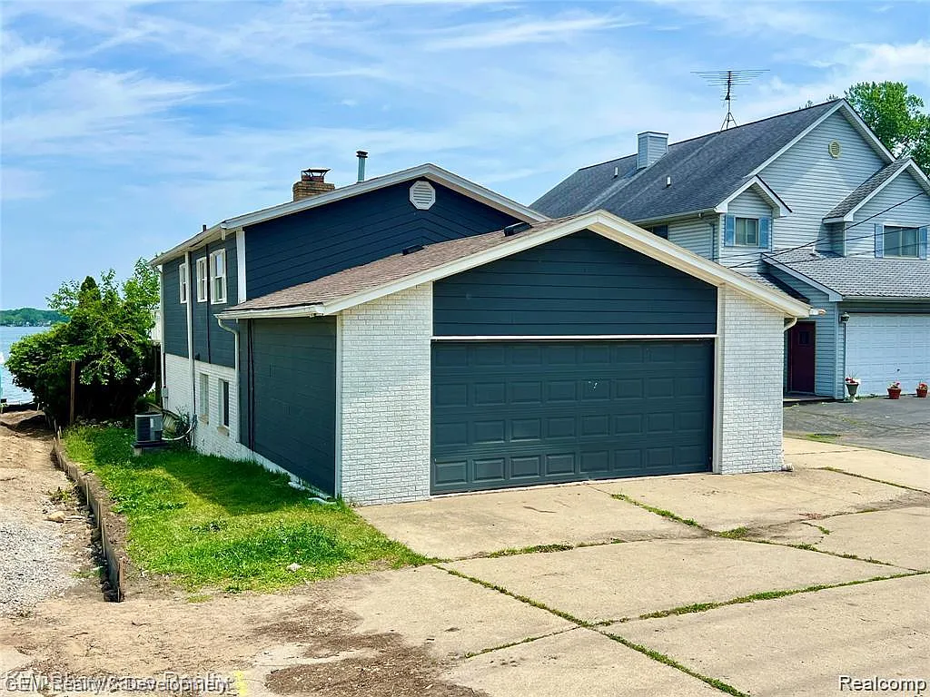 2 bed, 1.5 bath, 1728 sqft, $3,250 — Photo 3