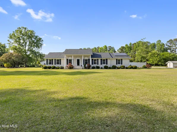 1600 Nc Hy 53 W, Burgaw, NC 28425