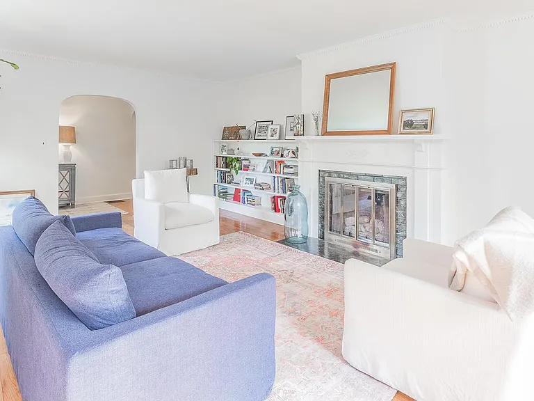 3825 Mission View Ave — Photo 11