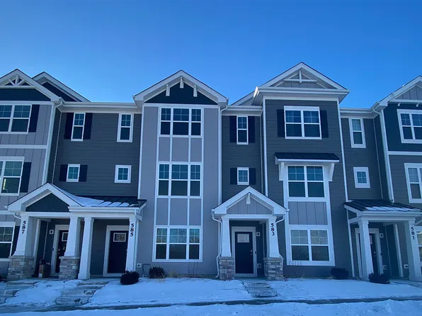 585 Yosemite Way, Mundelein, IL 60060