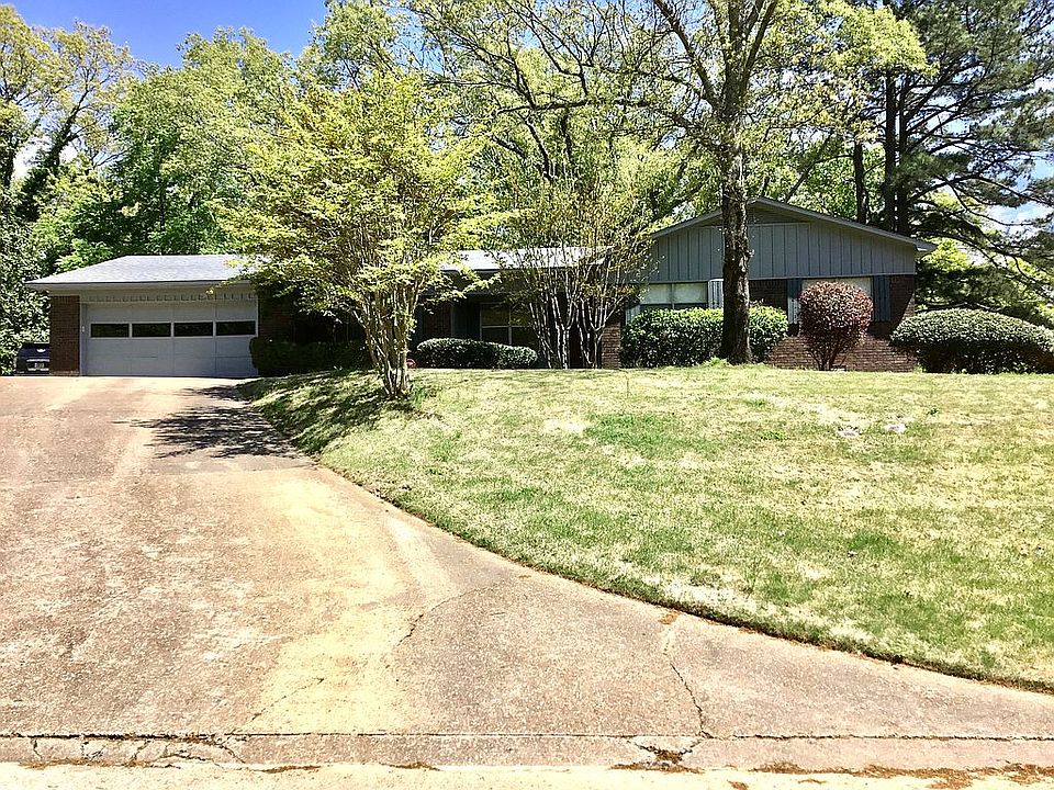 1st image of 312 McCollum Dr