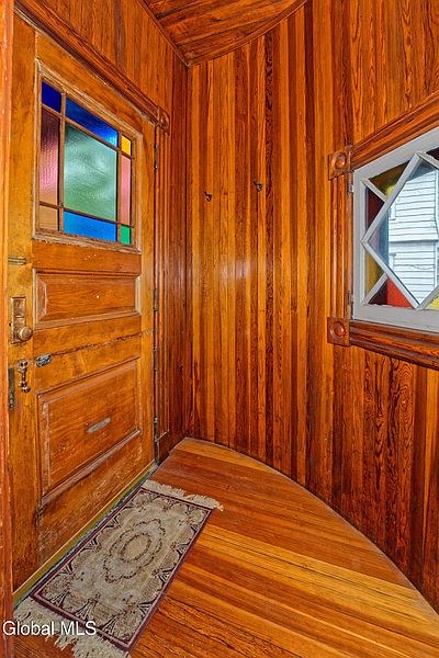 4th image of 1078 Gillespie Street