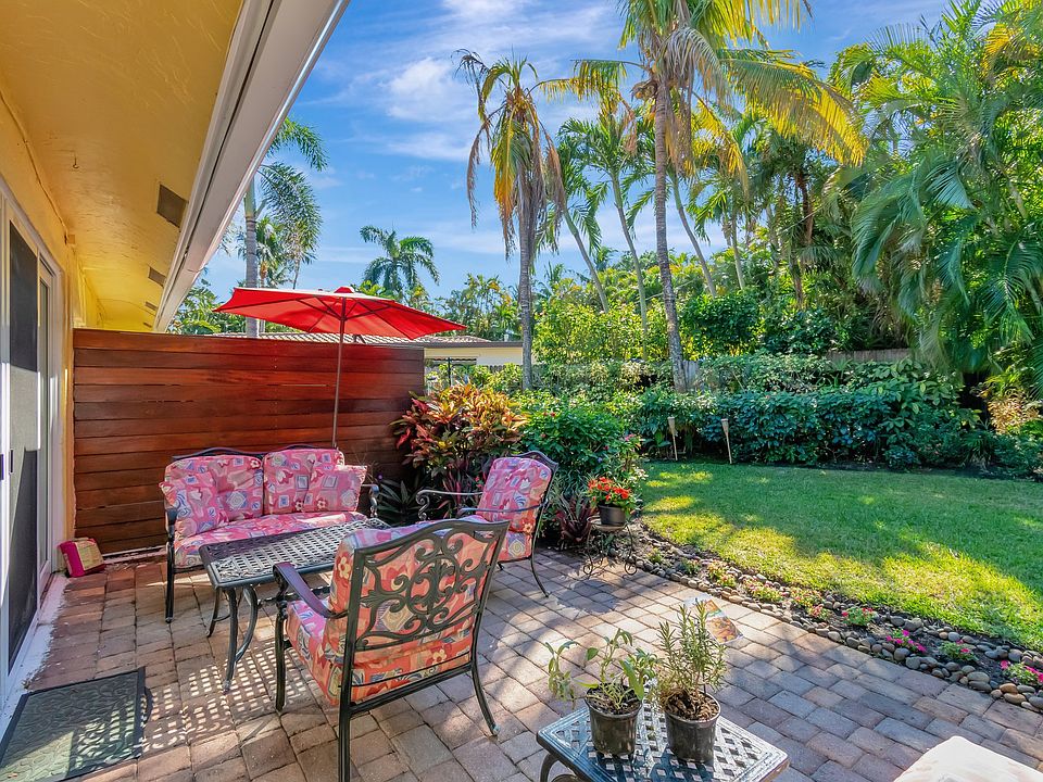Expansive fenced yard